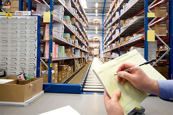       How Data Analytics Helps in Optimizing Warehouse Operations in India